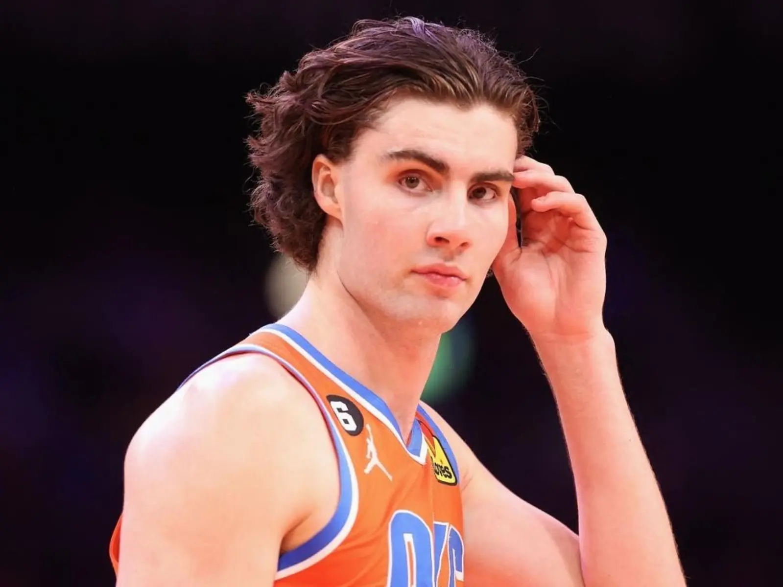 NBA 雷霆球星 Josh Giddey 驚爆與未成年女生交往，多張親密照遭廣大網友瘋傳！