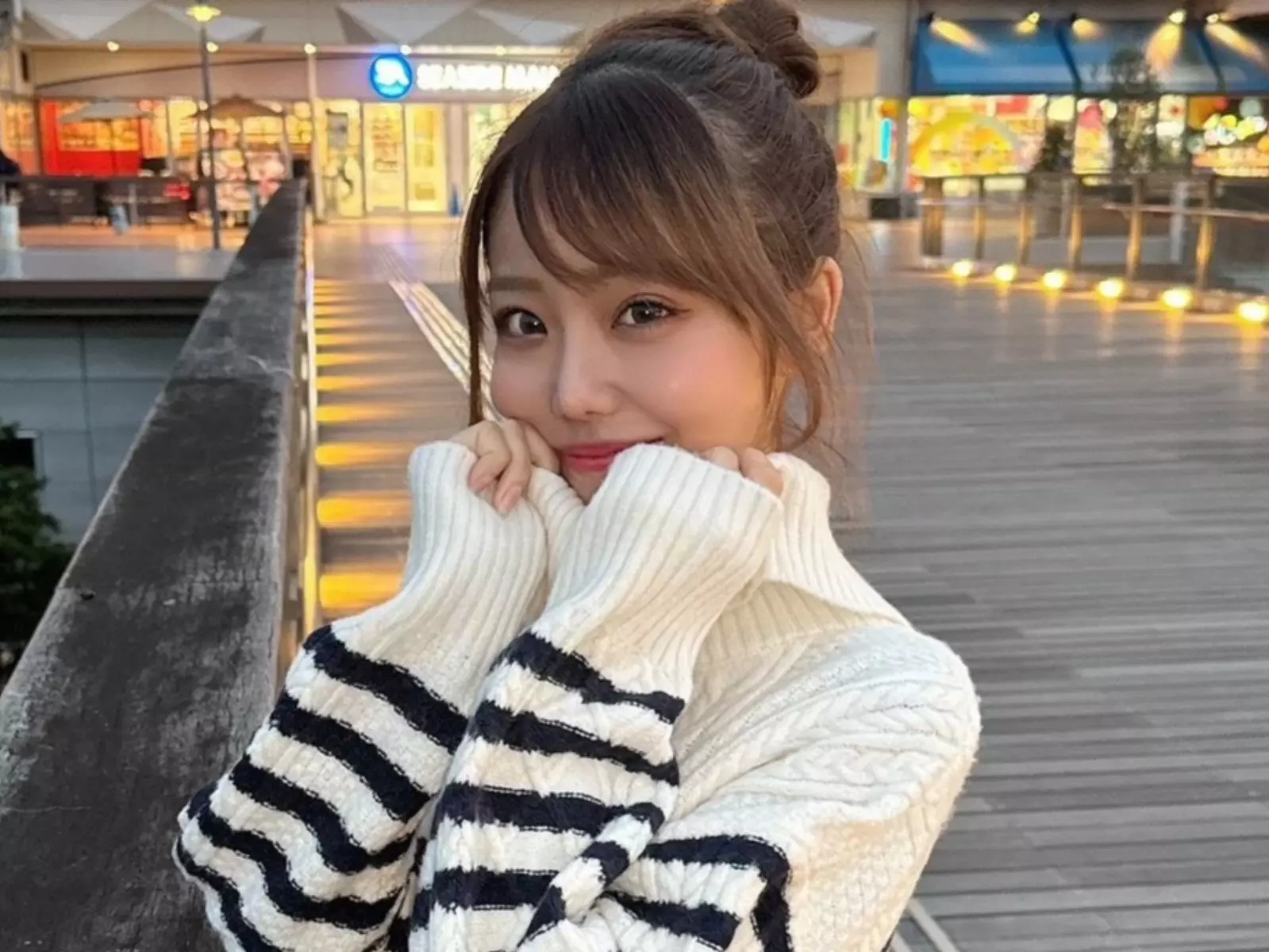 觀月愛菜（観月あいな） AV 正式出道，骨感身軀暗藏「飽滿內餡」好炸裂！【老司 J 開車】