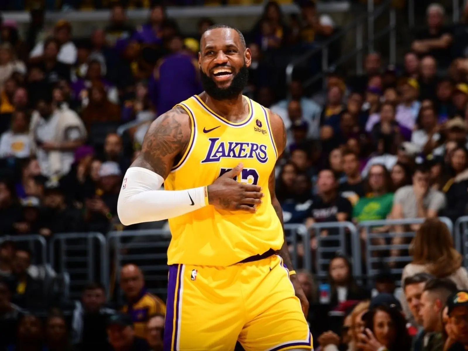 NBA／詹皇 LeBron James 大讚《俠盜獵車手 GTA6》首波預告：「看起來超級好玩的啦！」