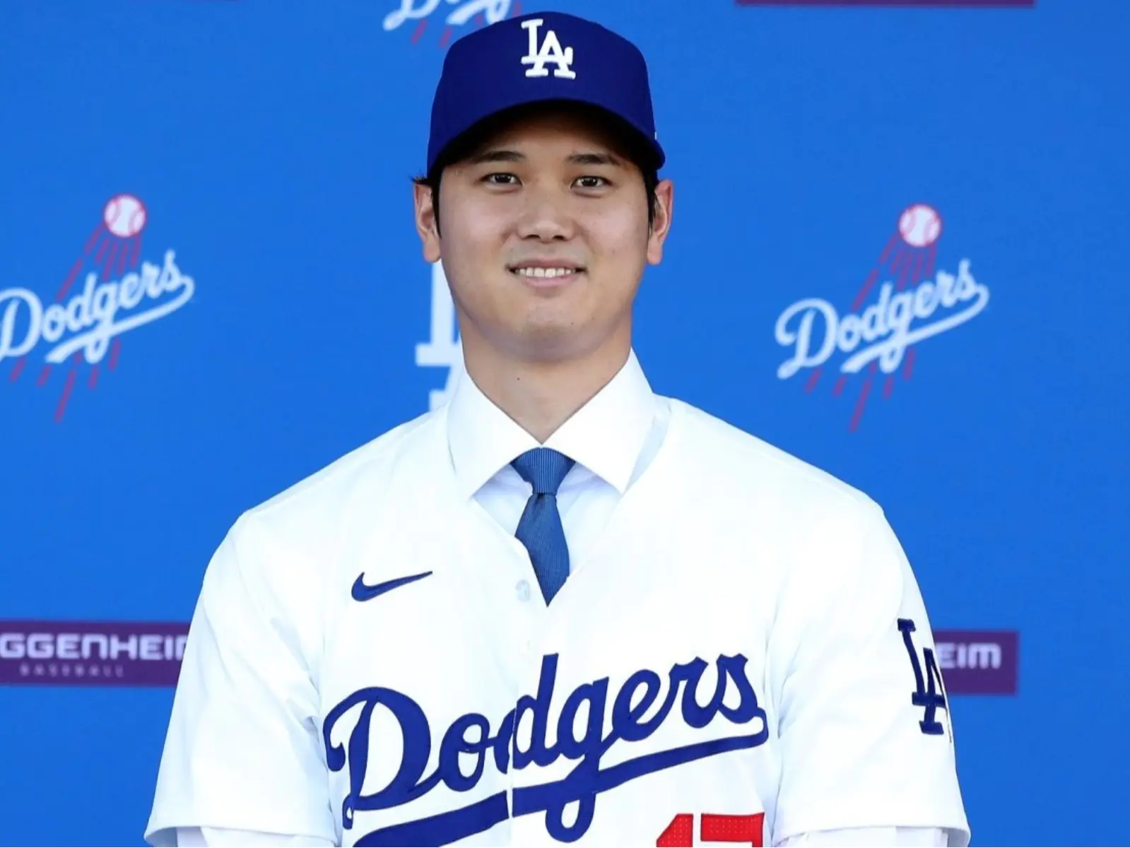 MLB／大谷翔平感激 Joe Kelly 讓出道奇 17 號球衣，霸氣送「保時捷跑車」當作謝禮！