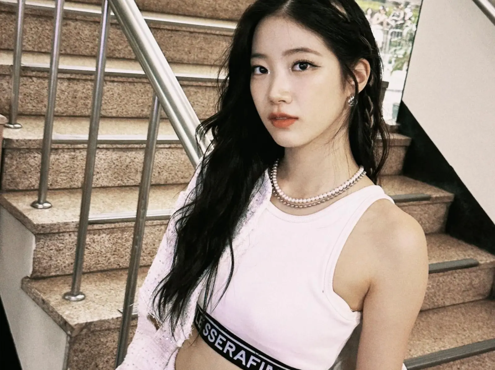 LE SSERAFIM 中村一葉為 BLACKPINK 放棄芭蕾夢赴韓、撞臉秀智⋯5 件事快認識！