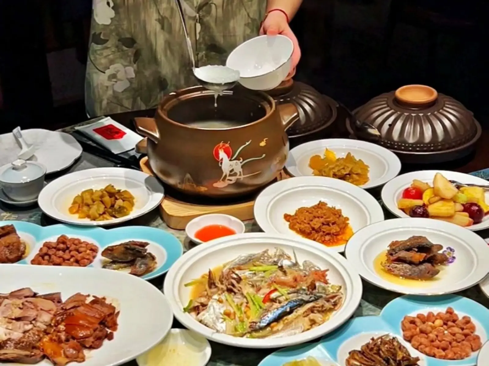 小李子清粥小菜驚傳關店引熱議！加碼推薦 5 家必吃宵夜美食！
