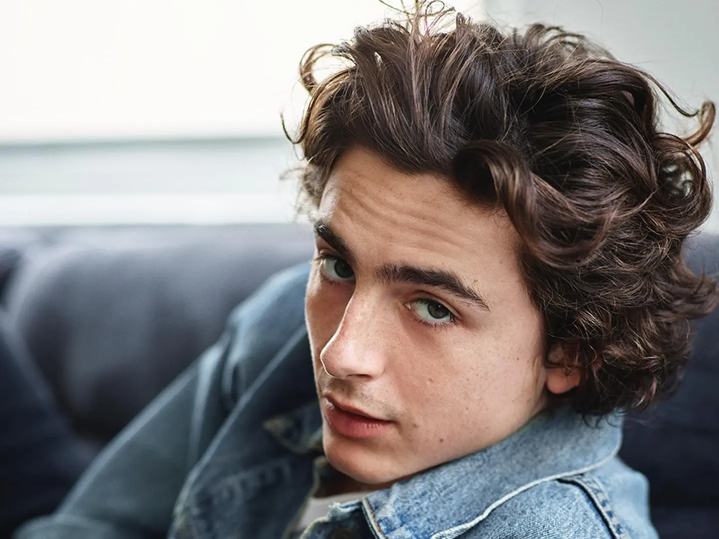 提摩西夏勒梅（Timothée Chalamet）上腳球鞋特輯，Nike、adidas 等聯名爆款全都有！