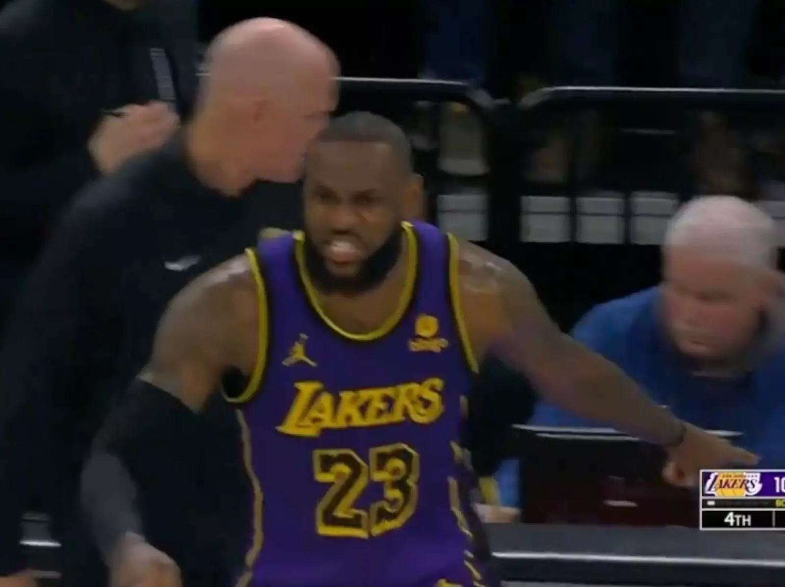 NBA／詹皇關鍵投籃「踩線」湖人錯失追平機會，當場暴怒向裁判抗議！