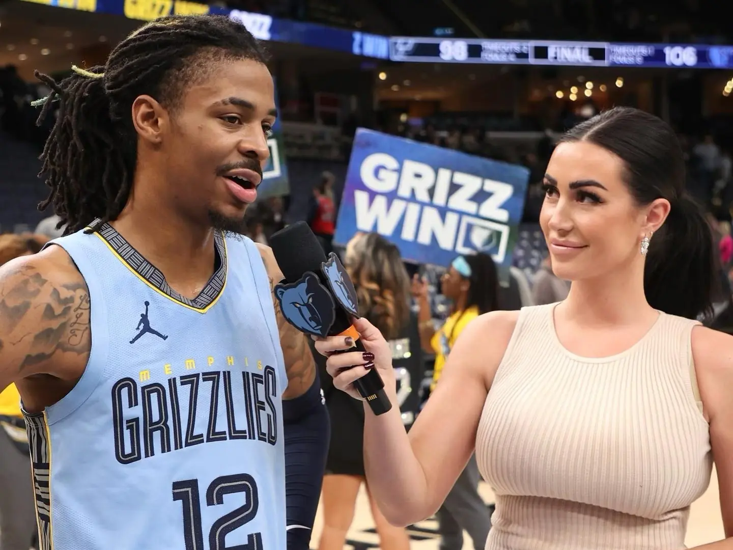 NBA 灰熊記者 KJ Wright 渾圓身材引網友熱搜，還是位身穿 Travis Scott 聯名女鞋頭！