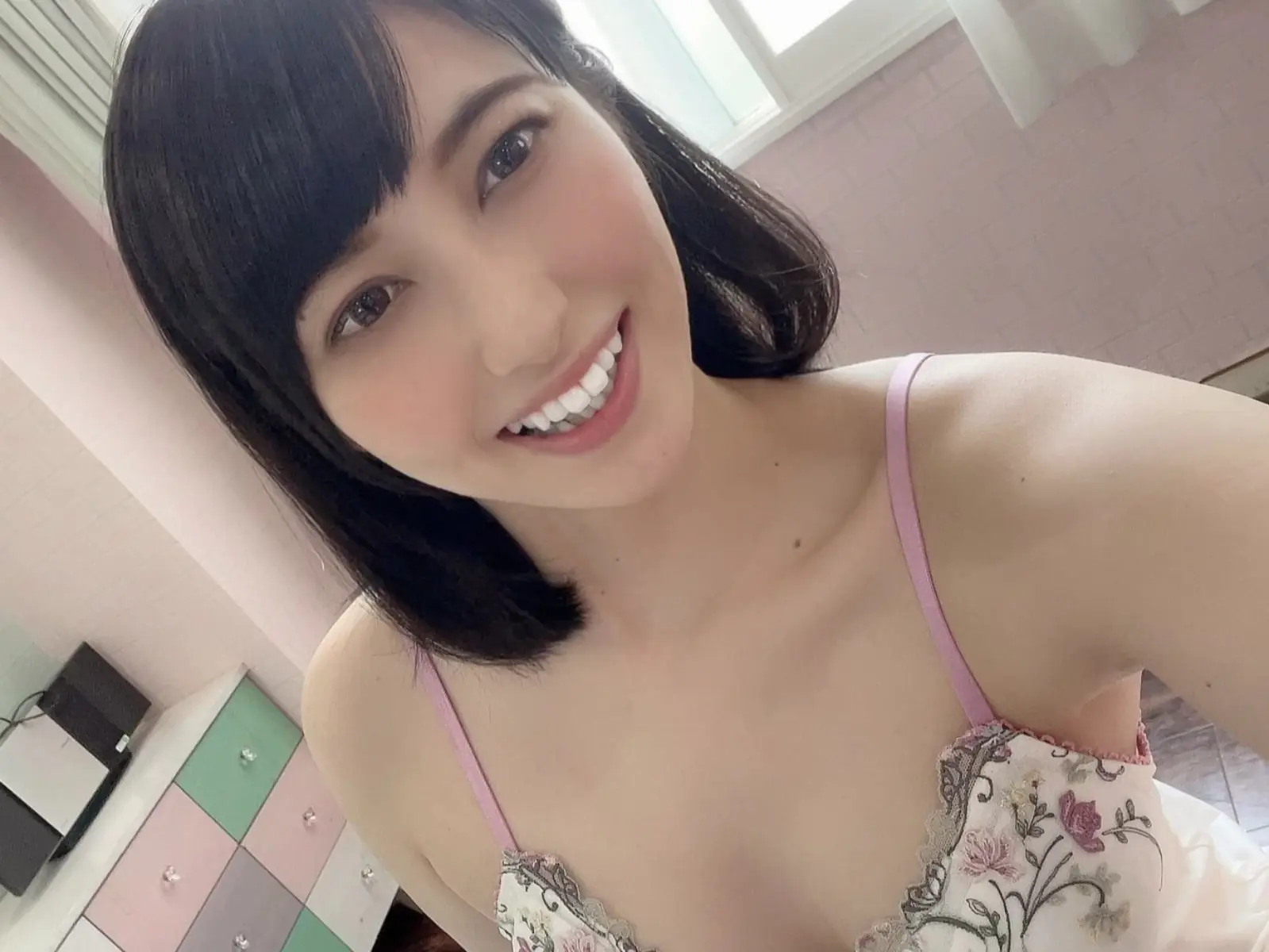 「鑽石級人妻」本田瞳突拋震撼彈宣布：「暫時休息。」日後有望更換全新身分再出發！【老司 J 開車】