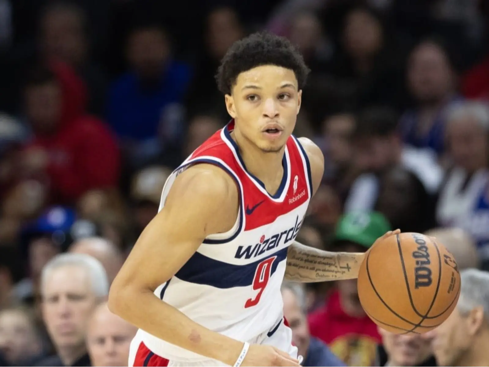 NBA／前巫師小將 Ryan Rollins 遭指控 7 項竊盜罪，專偷沐浴乳、蠟燭等生活用品！