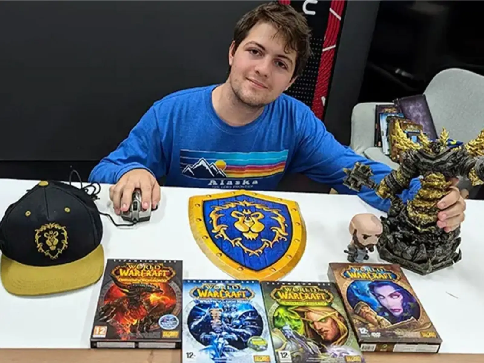 匈牙利 20 歲男子連玩近 60 小時《魔獸世界》打破世界紀錄，賽後坦言：累到出現幻覺！