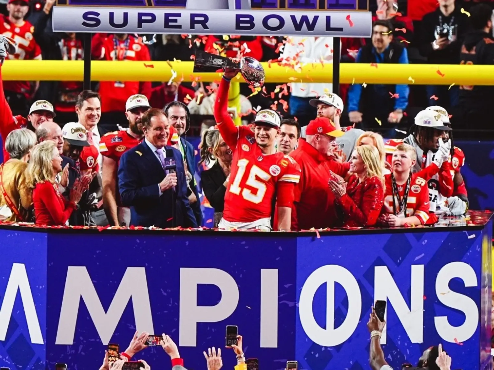 NFL 超級盃／酋長上演超狂逆轉勝擊敗 49 人完成 2 連霸，Patrick Mahomes 獲選 MVP！