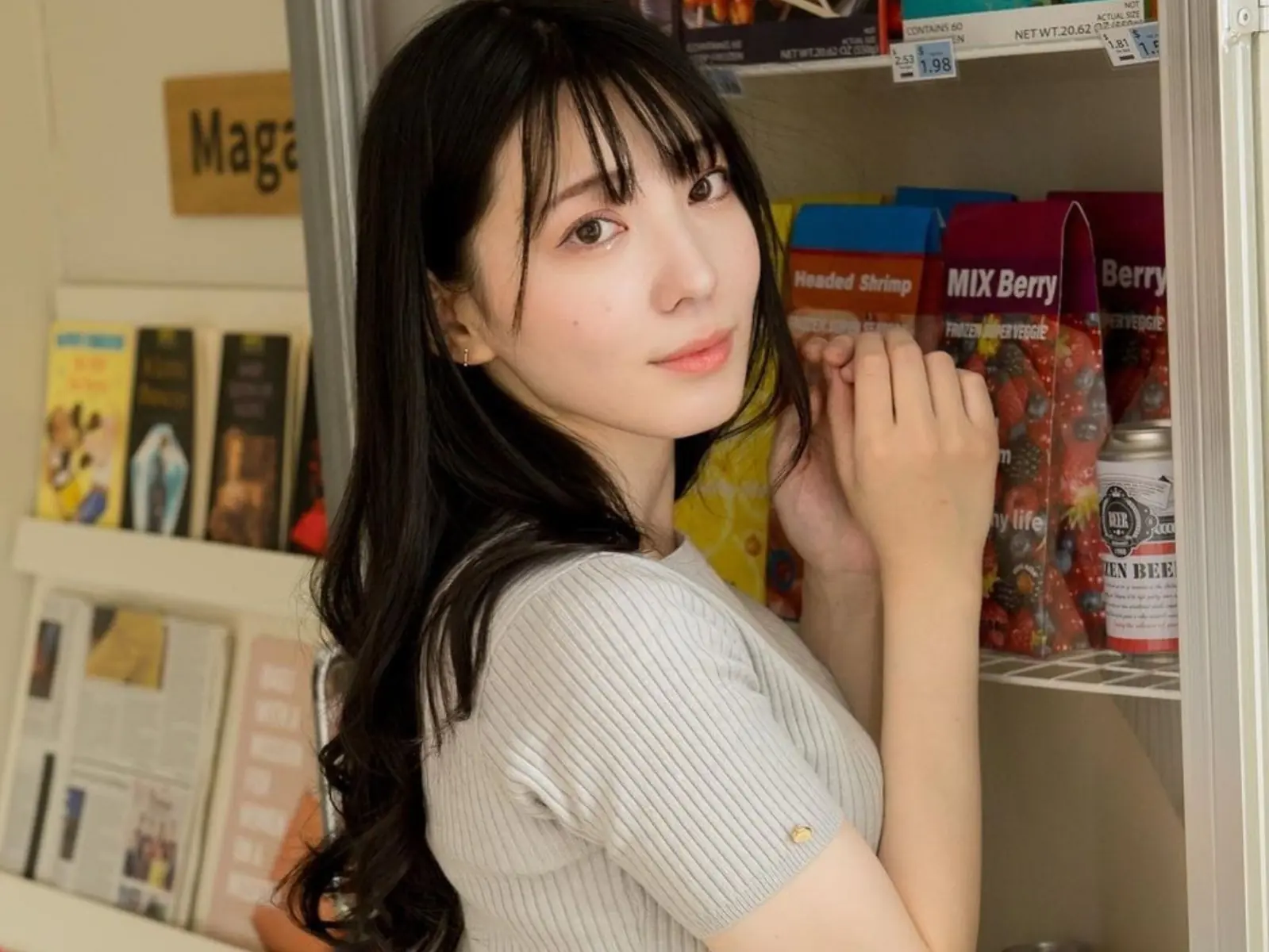「補習班教師」紫藤るい一脫成名！魔鬼視角私慾照曝光，引網友暴動！【野生抓正妹】