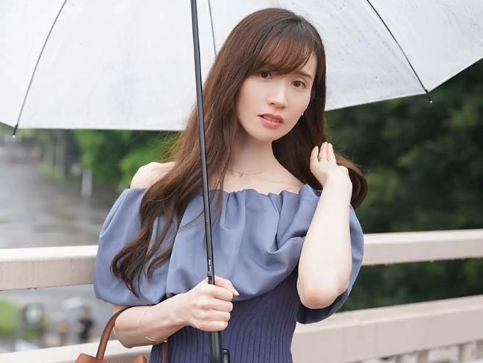 「人妻系女優」林由奈沉寂 8 年宣布衝擊復活！老司機淚灑一片：「我的青春記憶回來了！」【老司 J 開車】