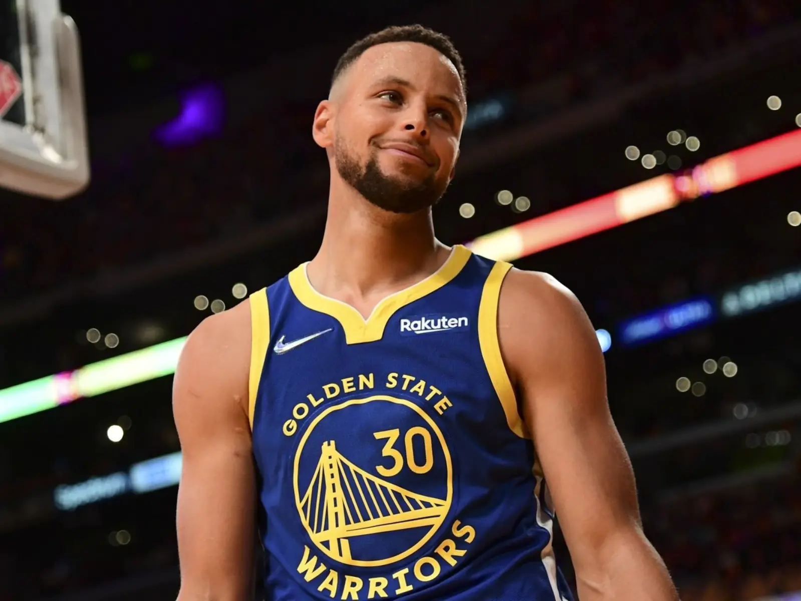 NBA／Stephen Curry 解釋不當「買犯仔」真正原因：「跟裁判吵會讓我分心！」