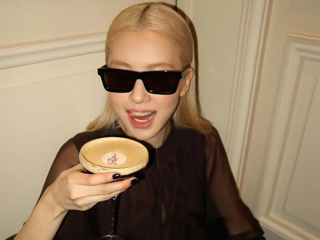 BLACKPINK ROSÉ 出席時裝週火辣造型引熱議！3 招遮瑕技巧，輕鬆打造她的吹彈可破膚質！