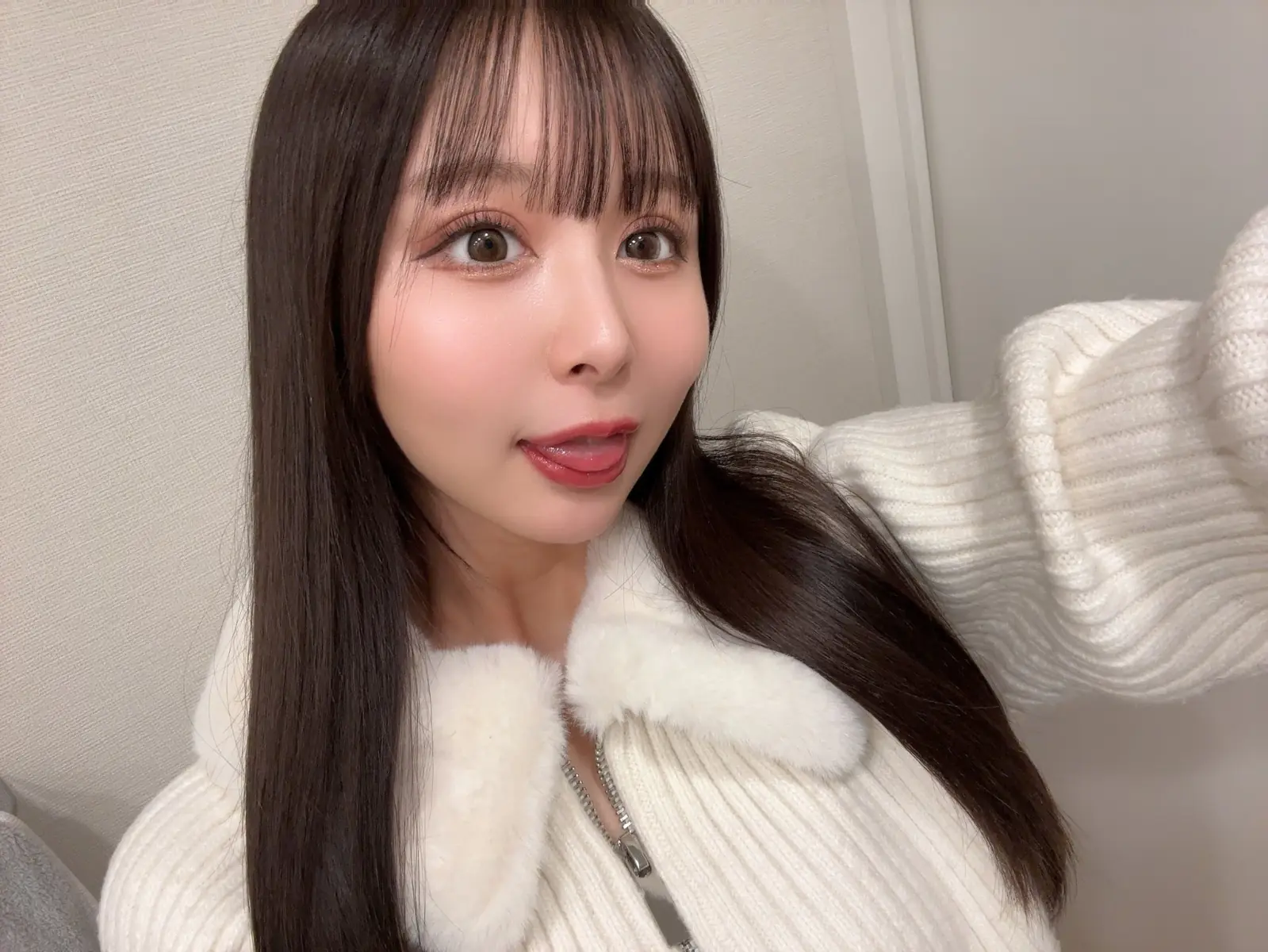 高橋保奈美（高橋ほなみ）以「絕頂 8 頭身」專屬出道！轉為單體女優更吸睛！【老司J開車】