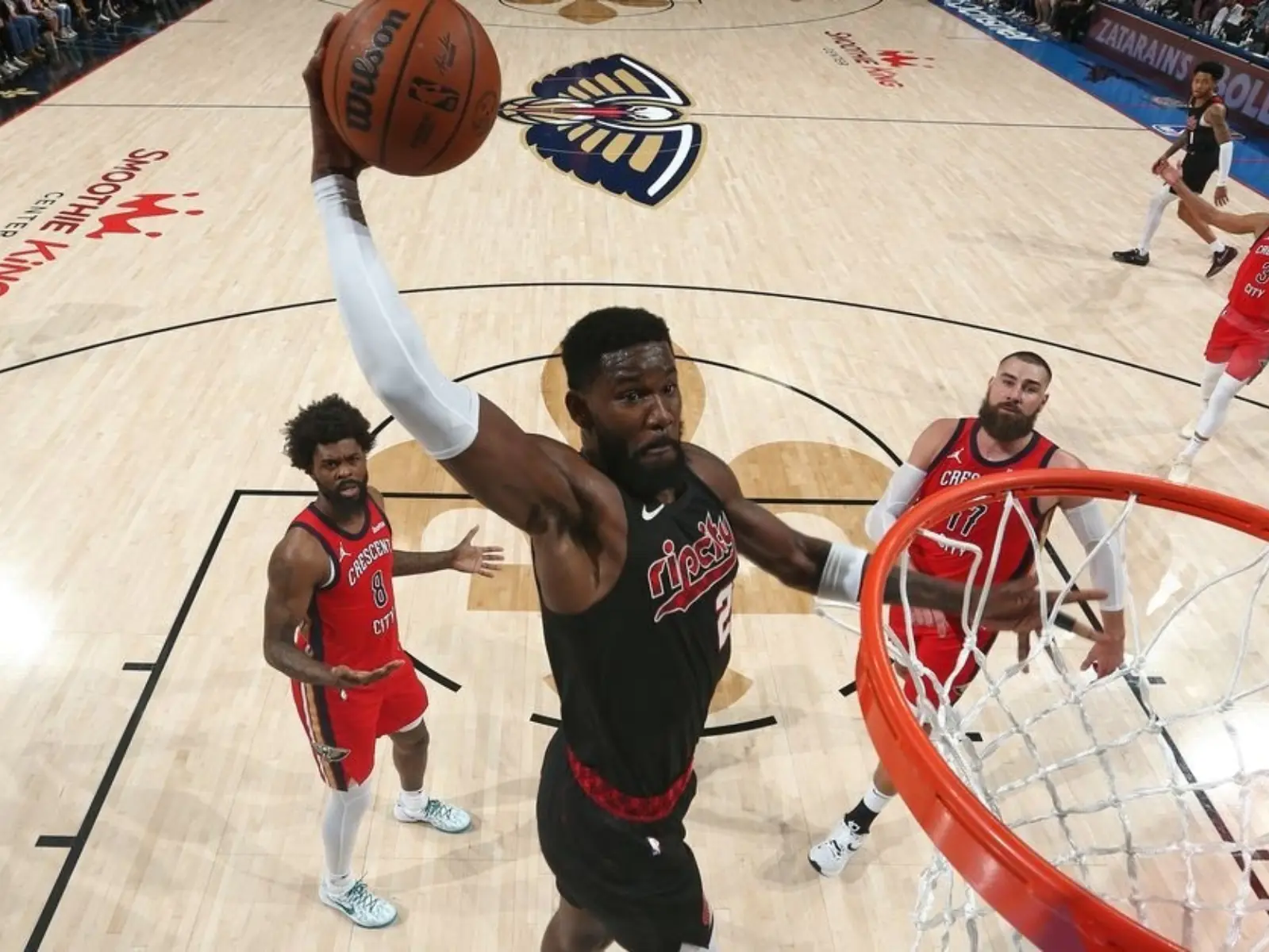 NBA／Deandre Ayton 透露季初表現不佳原因：「當時只有床墊可睡！」