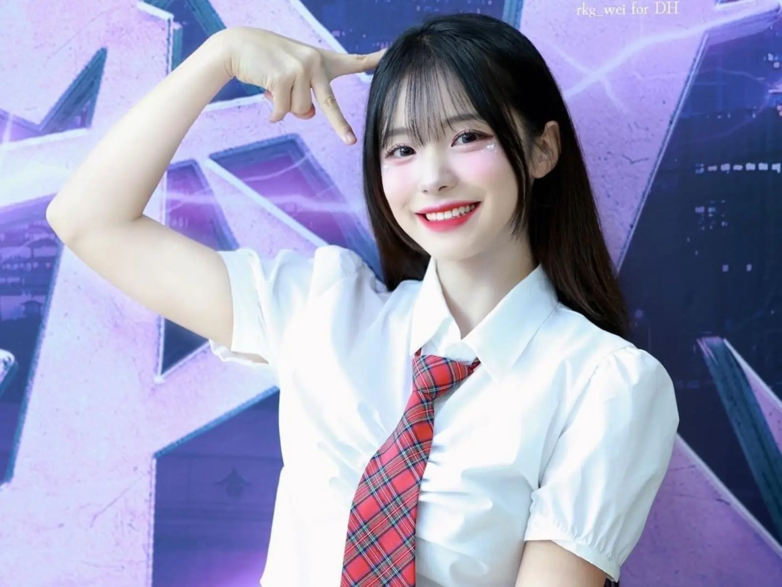 「味全龍啦啦隊」李多慧正式成為 BLACKPINK 師妹！轉型唱跳歌手 30 秒 MV 片段曝光！【野生抓正妹】