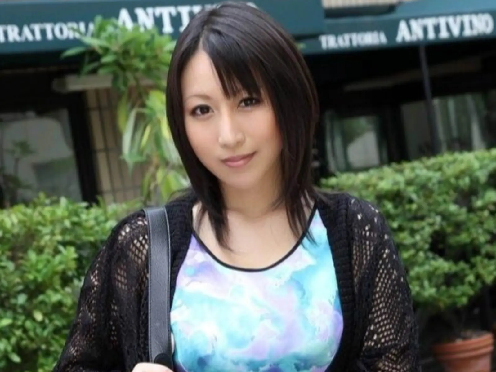 「I 級女優」星咲優菜睽違 10 年電擊復活！將改名「高橋由羅」再戰江湖！【老司J開車】