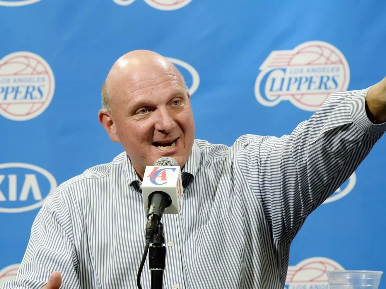 NBA／快艇老闆 Steve Ballmer 幫進場球迷消費全數買單！