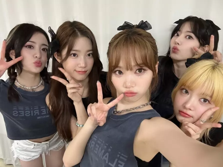 LE SSERAFIM Coachella 遭炎上！昔日自稱 Kpop 大師，網友酸：「資深前輩都沒這樣講過！」