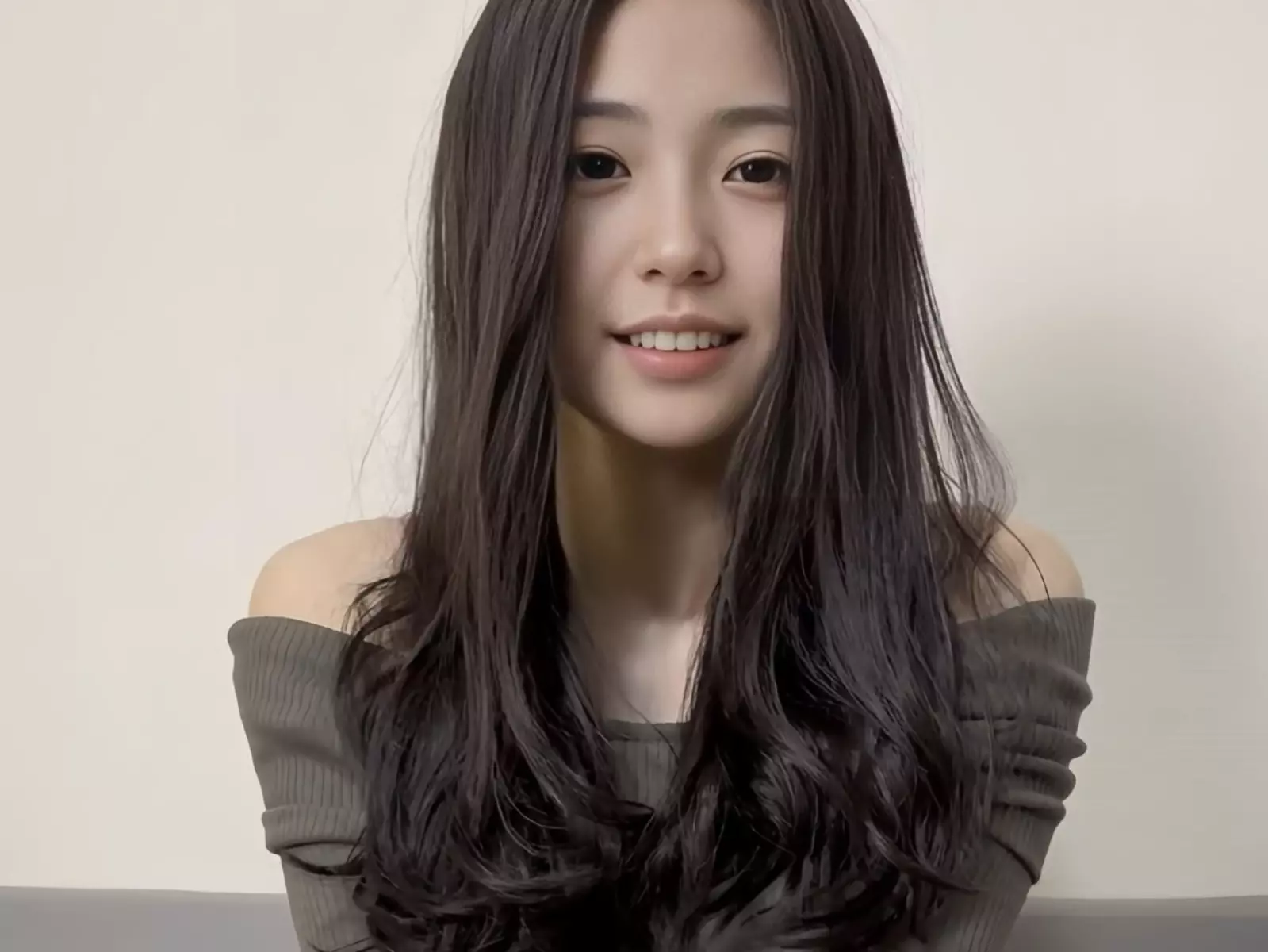 日本正妹拍「露腳底影片」，短短 5 秒竟吸引超過 260 萬次觀看！【野生抓正妹】