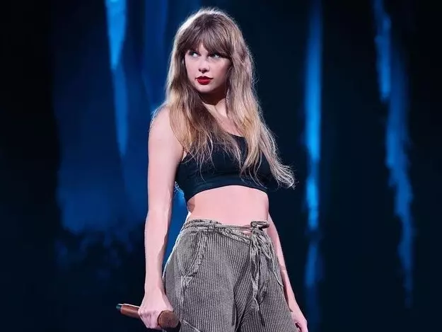 金卡戴珊 Kim Kardashian 遭泰勒絲 Taylor Swift 新歌 Diss！追蹤人數狂降，外媒估：「已損失 12 萬美元！」