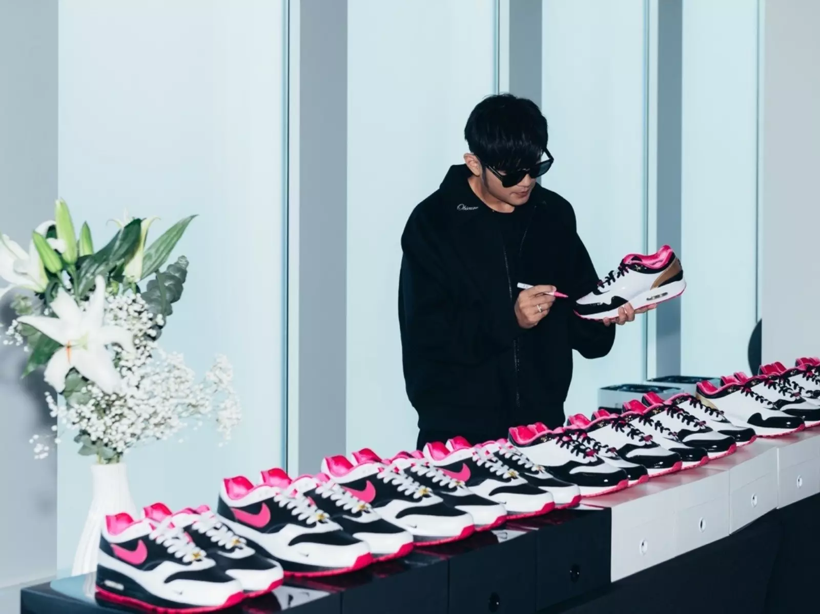 15 年後依然范特西！Nike Air Max 1「The Grand Piano」光榮回歸，周杰倫杭州獨家解密 PHANTACi 開店契機，「嘉年華」全球巡演有望唱進台北大巨蛋？