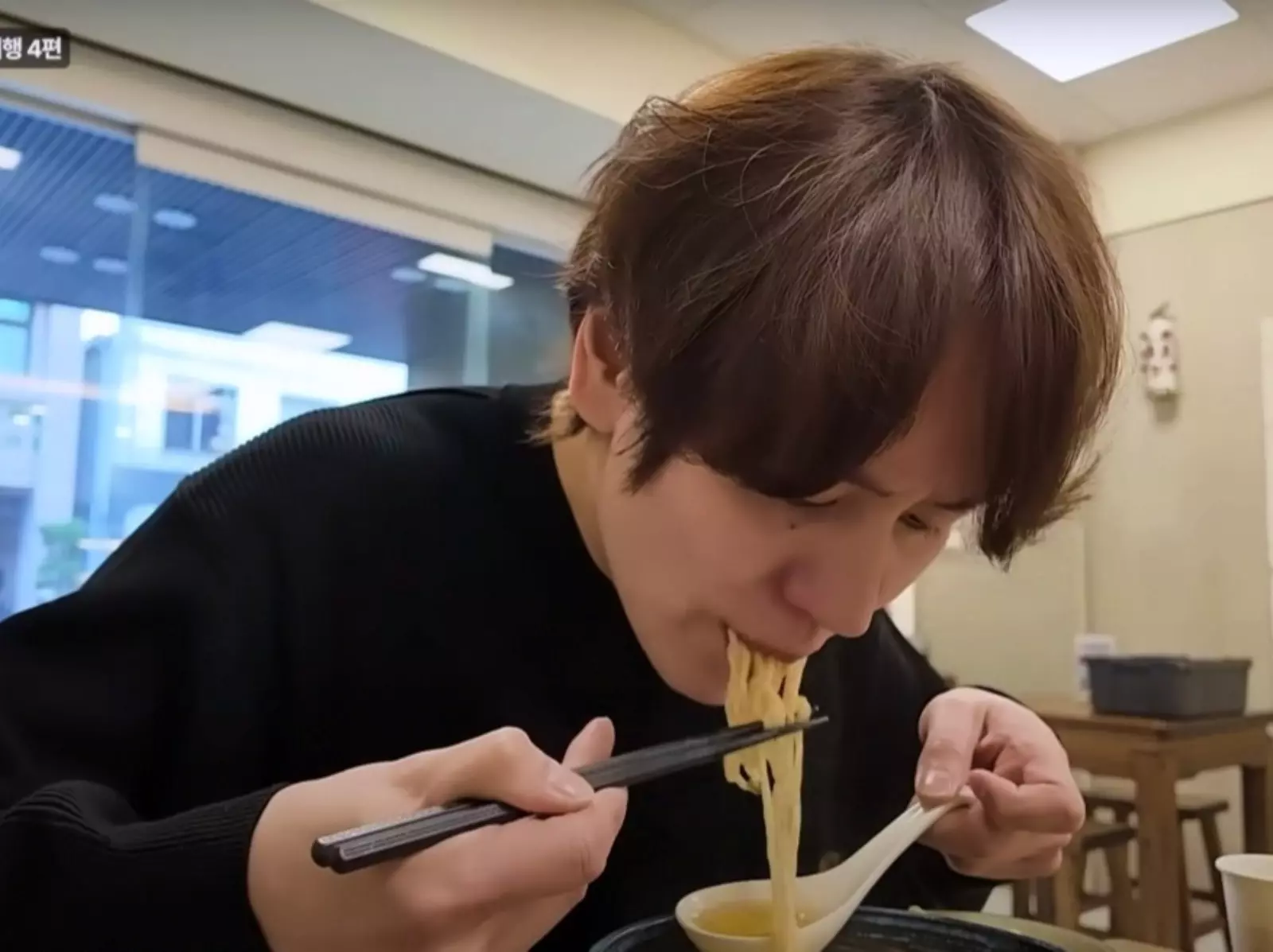 Super Junior 圭賢狂讚滿湯牛肉麵引熱議！加碼推薦 5 家高雄名店！