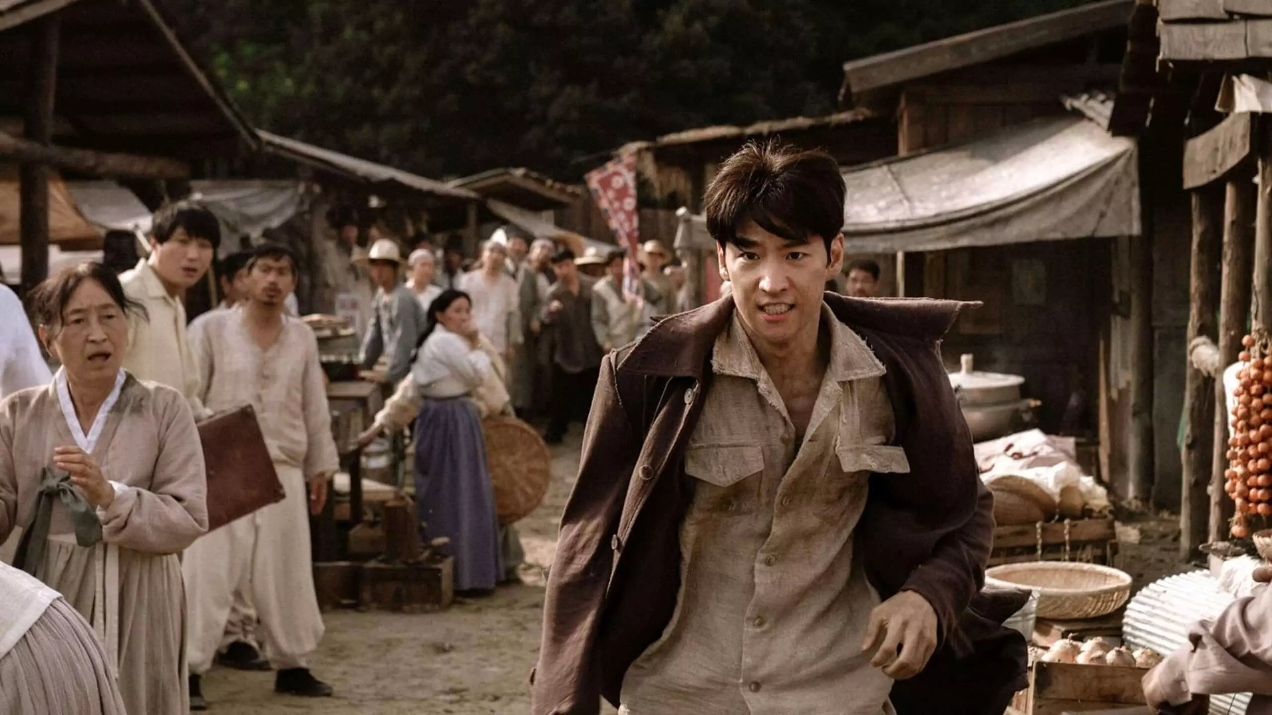 Disney+ 最新韓劇《搜查班長1958》總算播出！平台上從《信號》到《財閥X刑警》，其實都要叫《搜查班長》一聲「學長好」！？