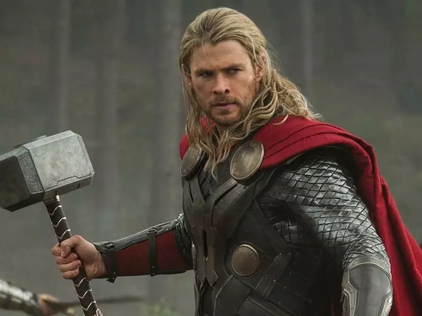 「雷神」本來是弟弟出演！克里斯漢斯沃 Chris Hemsworth 坦言有點嫉妒：「有他就不會有我！」