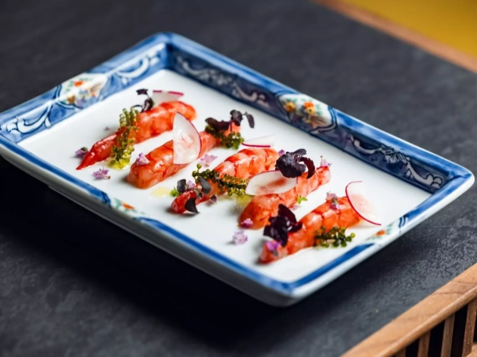 inari Izakaya｜隱身信義區的質感居酒屋：酒醉胭脂蝦、烏魚子蕎麥麵⋯開幕菜單一次看！
