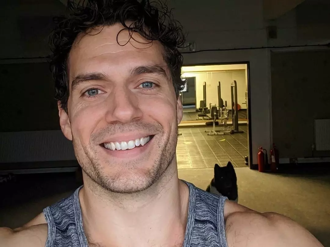 亨利卡維爾 Henry Cavill 聲稱演超人就像「和人啪啪」！坦言：「又有錢領感覺很好！」