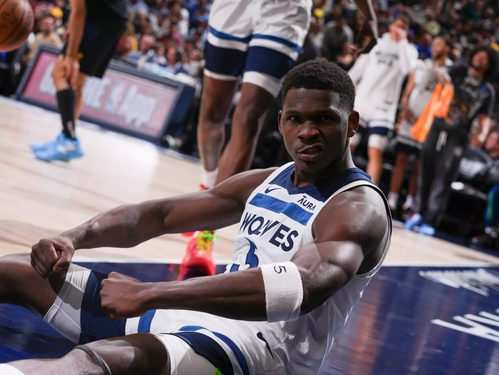NBA 灰狼球星 Anthony Edwards 十件事介紹：球風神似喬丹、會打籃球只因覺得好玩？