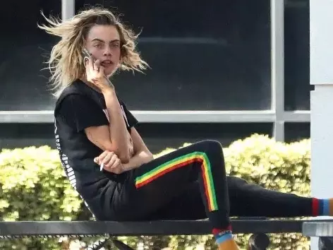 卡拉迪樂芬妮 Cara Delevingne 透露把自己送進戒酒所！清醒回歸坦言：「這個世界並不完美！」