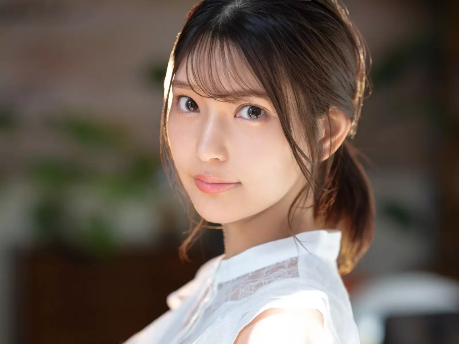 《S1》新人倉木華過去曾是「AV 女優化妝師」！宣布轉投幕前解禁出道！【老司 J 開車】