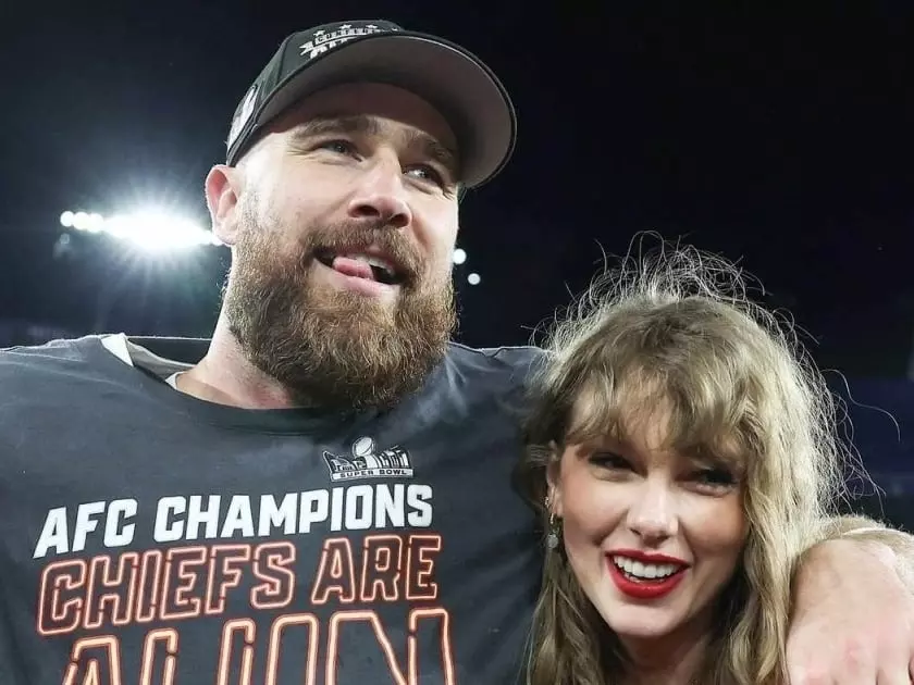 泰勒絲 Taylor Swift 演唱會疑似懷孕影片瘋傳！腹部明顯隆起，網友驚：「可能五個月了！」