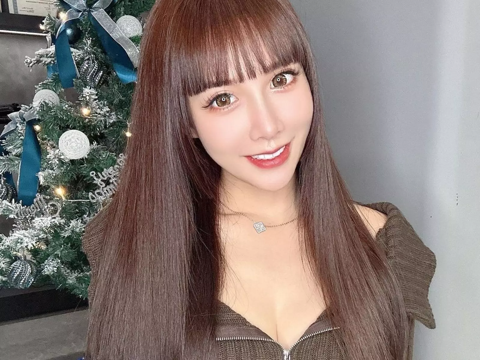 「微醺女神」牛奶比基尼超熱辣，喚醒多巴胺的夏天來了！【野生抓正妹】