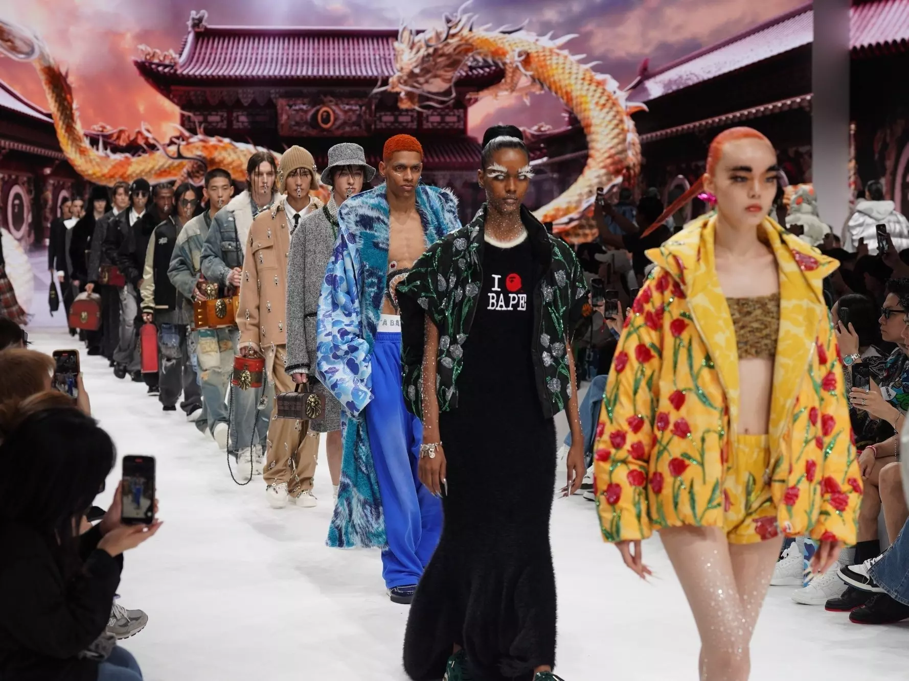BAPE 過去喊水會結凍！曾經的潮流霸王 A BATHING APE 如今還能再攀上高峰？