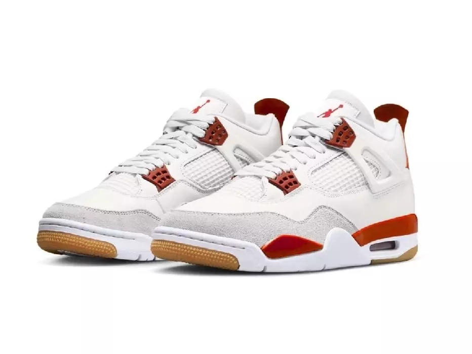 Nike SB x Air Jordan 4 