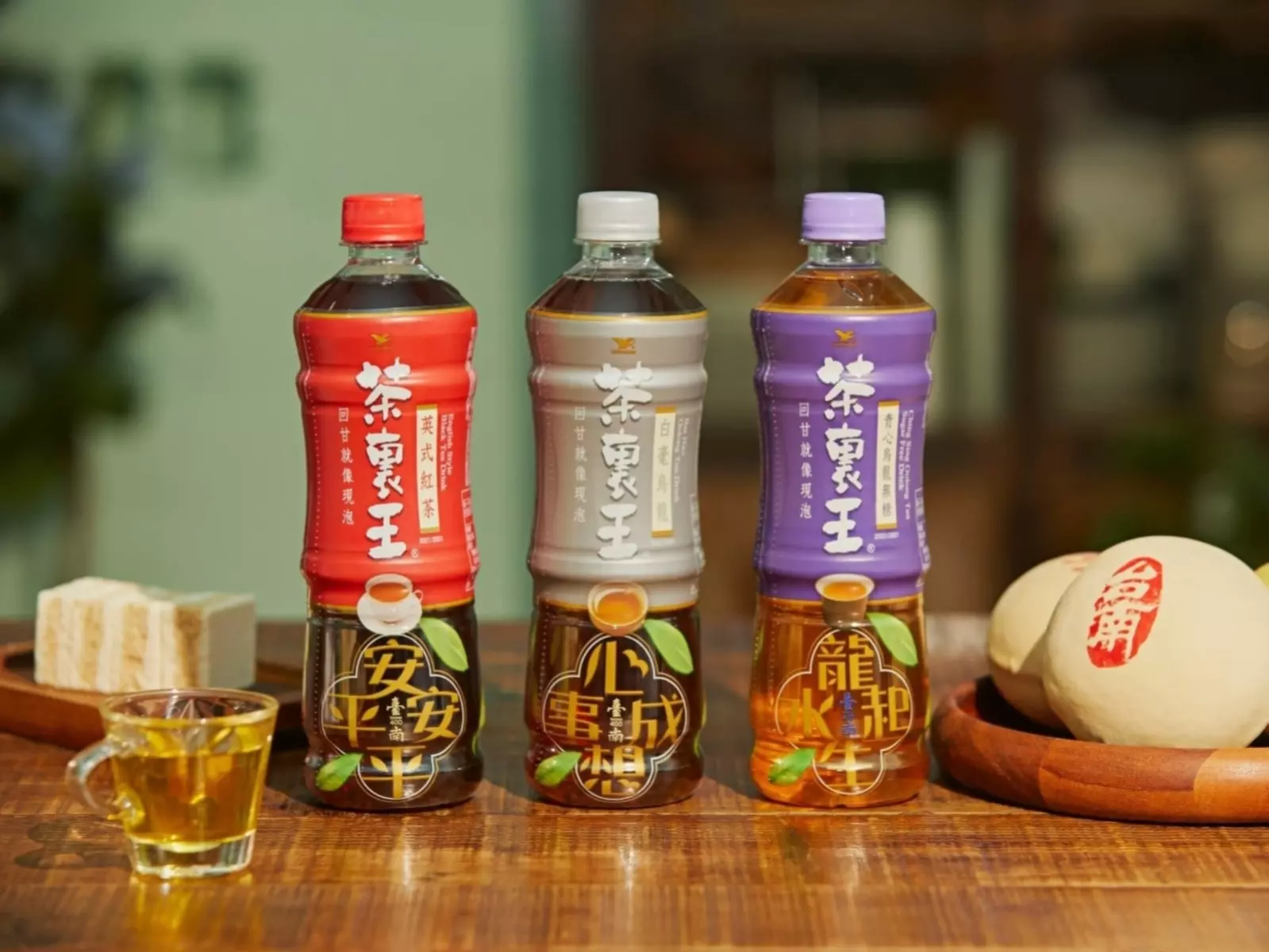 2024 來台南玩必買伴手禮！經典茶飲品牌聯名 5 大熱門景點，推出限定版曝光！