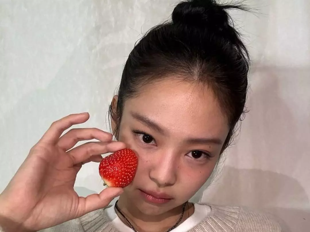BLACKPINK Jennie 再度回應電子菸事件：「韓國人覺得錯了，我就彌補」言論遭炎上！