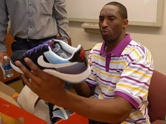 Sony PlayStation x Nike Air Force 1 Low 將於 2025 年回歸，當年全球僅限量 150 雙！