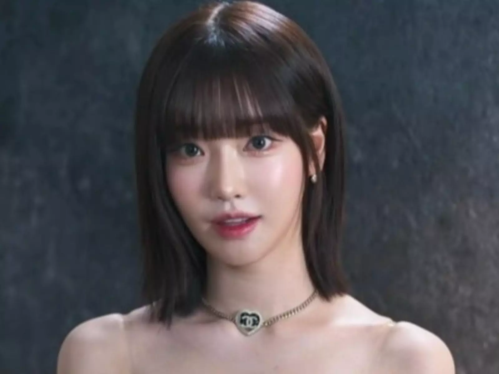 果汁世妍登上 Netflix《激讚網紅》圈粉男來賓，曾同框 BTS 創始人引爭議！【野生抓正妹】