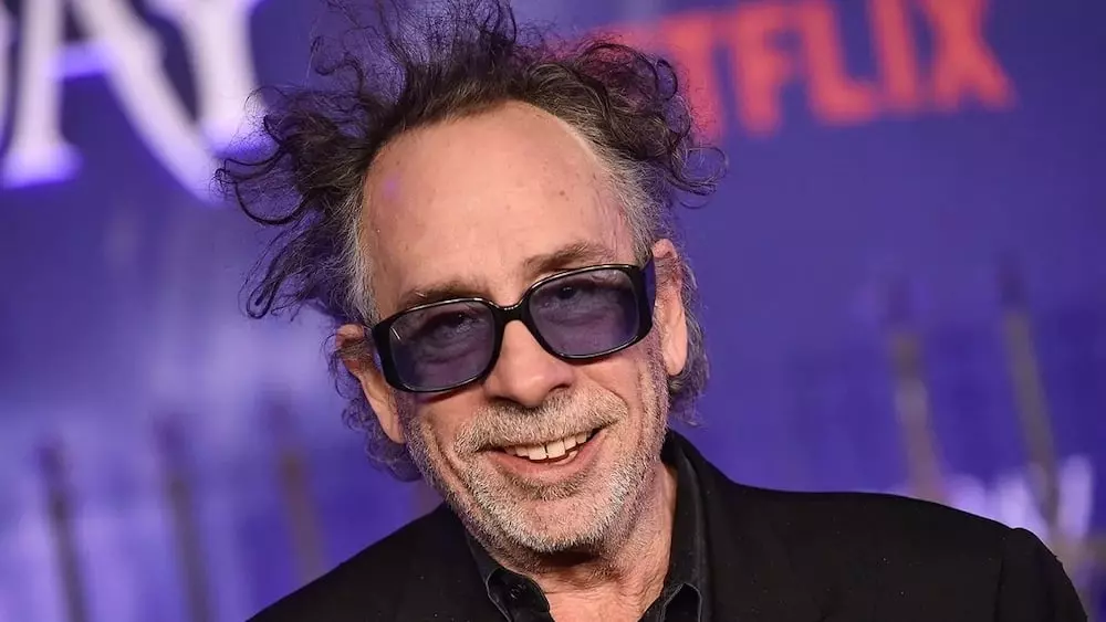 《陰間大法師 BEETLEJUICE》名導提姆波頓 Tim Burton 拍完《小飛象》挫敗到懷疑人生：我想過直接退休...