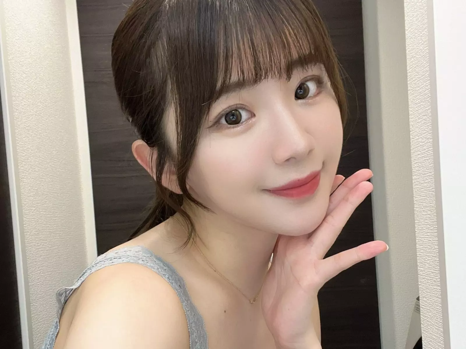 宇野美玲閃電宣布退役，曾歷經「改名事件」人氣依舊爆棚！【老司J開車】