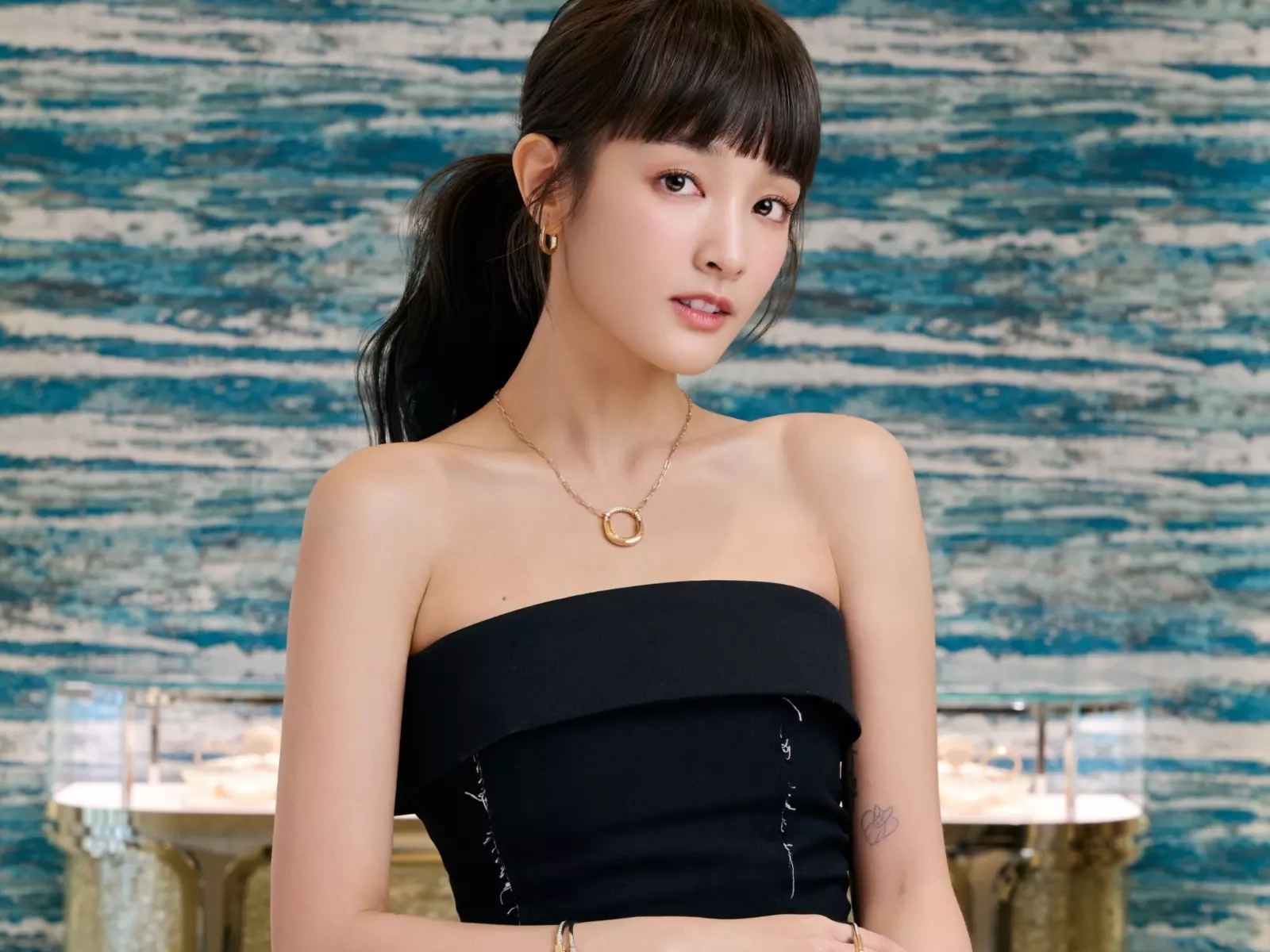 2025 珠寶飾品品牌推薦！APM MONACO、Tiffany ＆ Co. ⋯明星同款，小資族也能輕鬆入手！（持續更新）