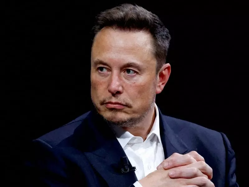 馬斯克 Elon Musk 支持川普、批評泰勒絲⋯爭議不斷影響特斯拉銷量！