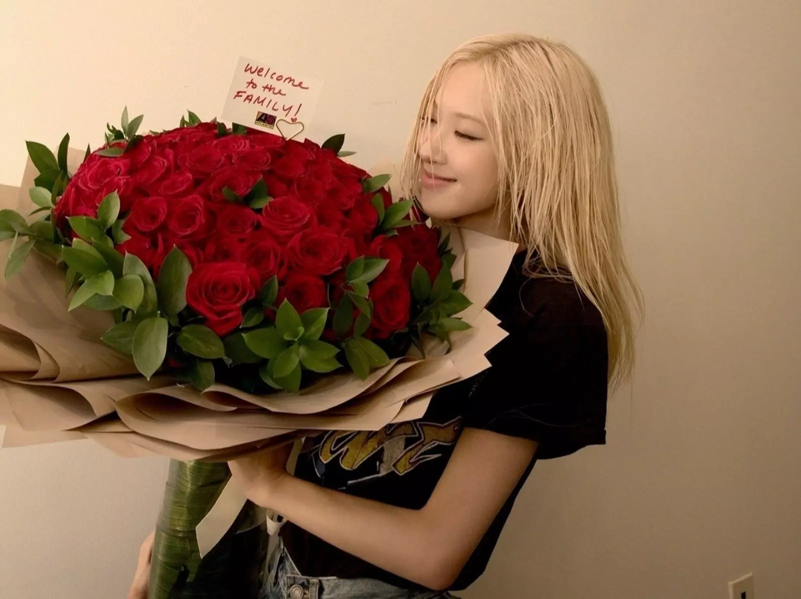 BLACKPINK Rosè 簽約美國大西洋唱片！宣佈推出新歌、開設全新 IG 帳號⋯10 首 Solo 翻唱神曲回顧！