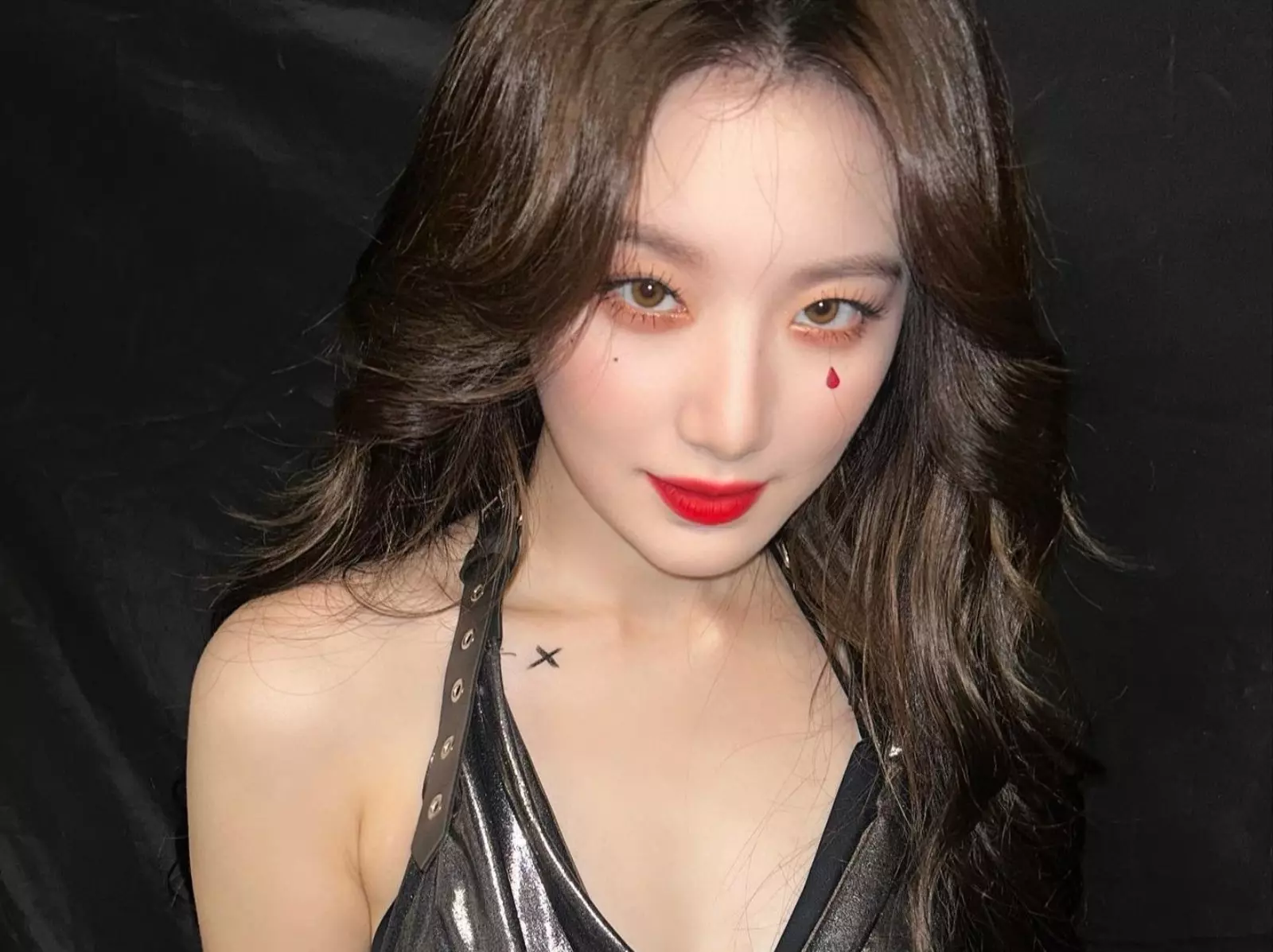 (G)I-DLE 演唱會舒華穿「87」數字衣！引網笑：「只有台灣人懂！」