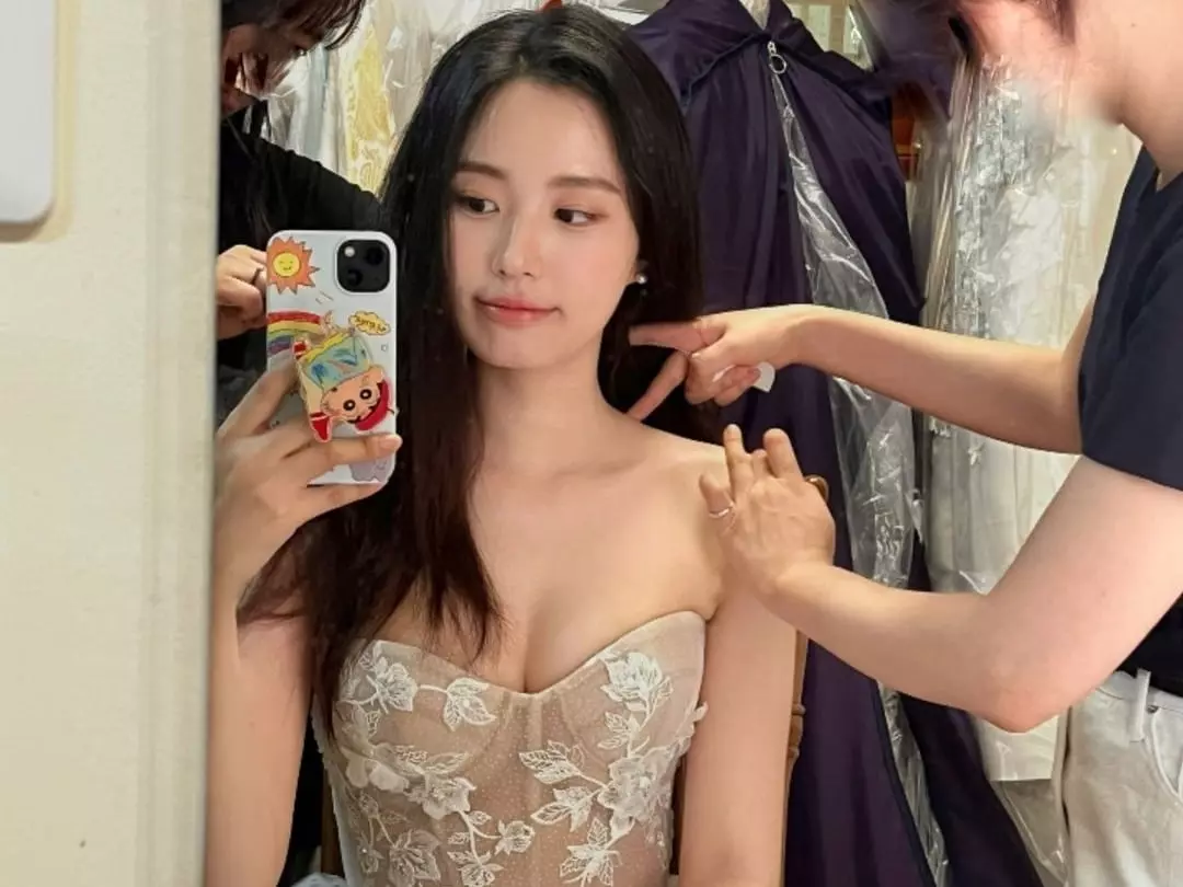Netflix《黑白大廚》崔鉉碩女兒崔妍秀 최연수 精緻臉蛋引熱議！3 大妝容分析必學～