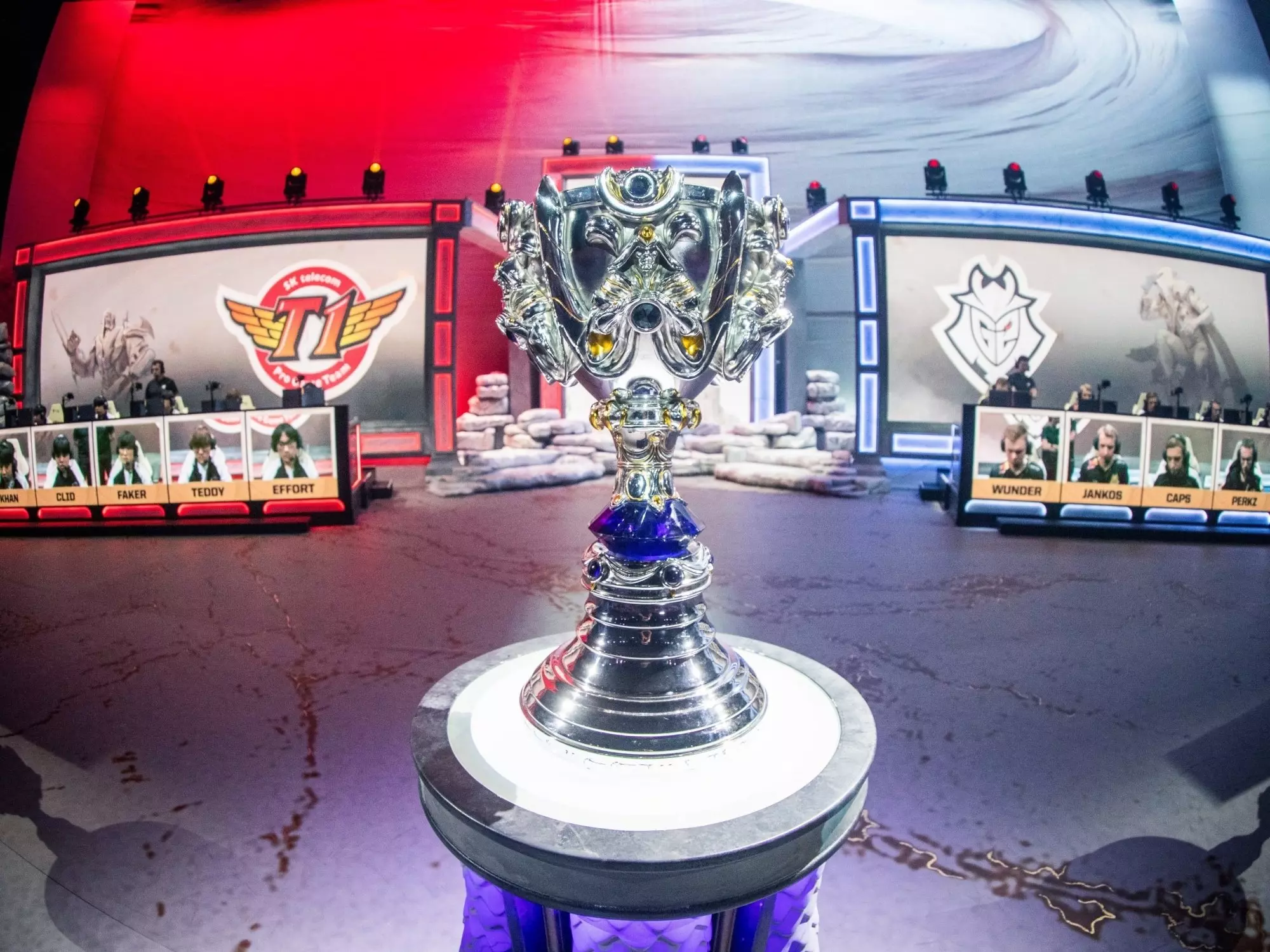 Faker 再度奪冠！《英雄聯盟 LoL》2024 世界大賽冠軍誕生，T1 達成二連霸！